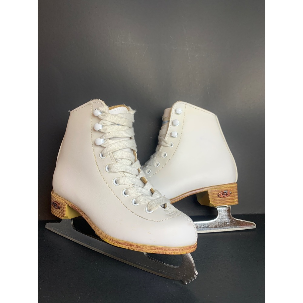 Riedell 12W White Figure Ice Skates Kids Size 13 Stock 19447 Traditional Lace Up